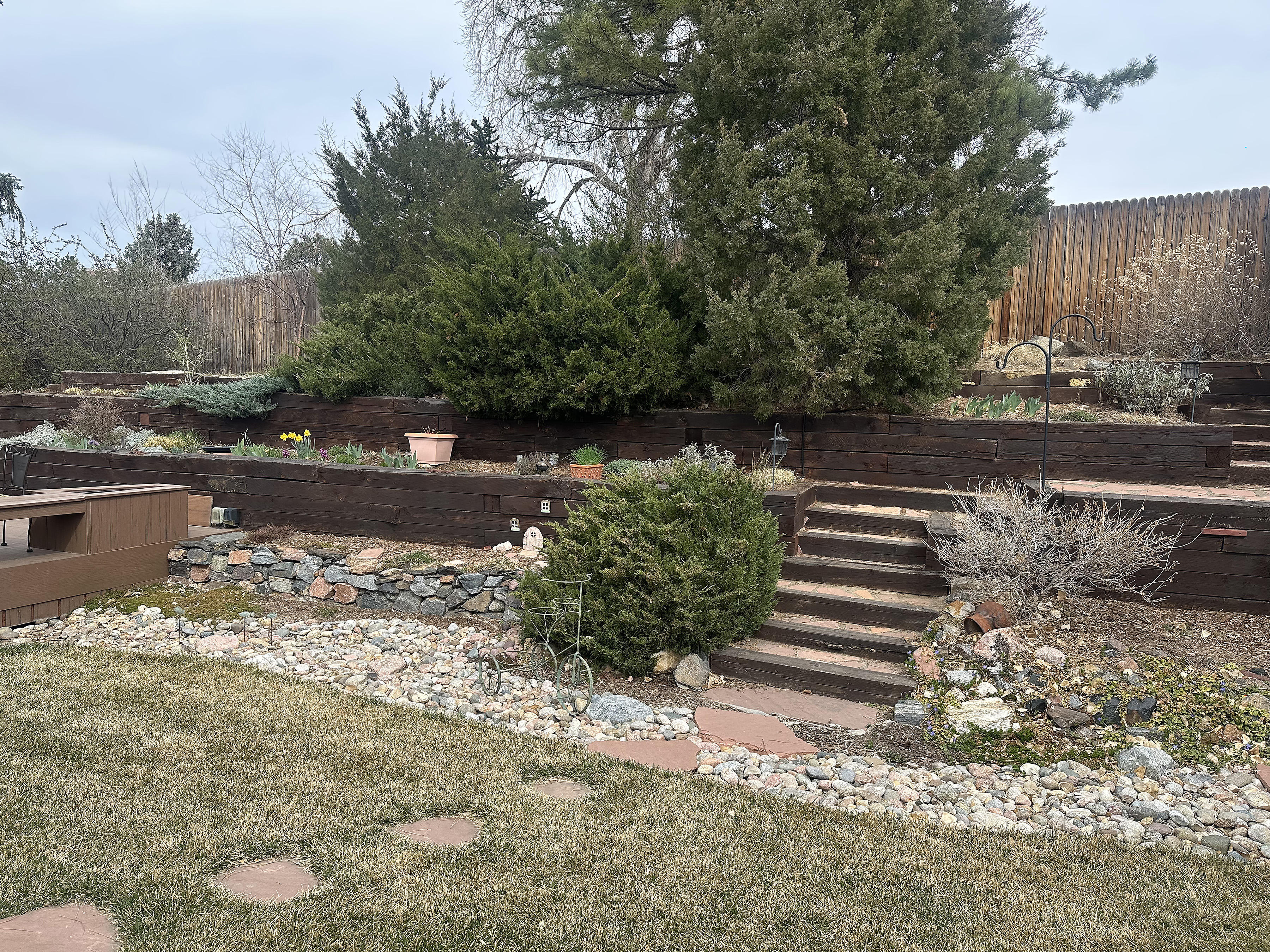 Backyard Retaining Wall Before